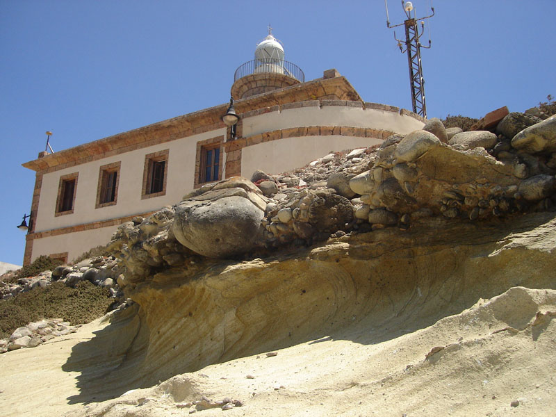 Faro de la Isla de Alborán / Lighthouse from the Isla de Alborán ©ALNITAK